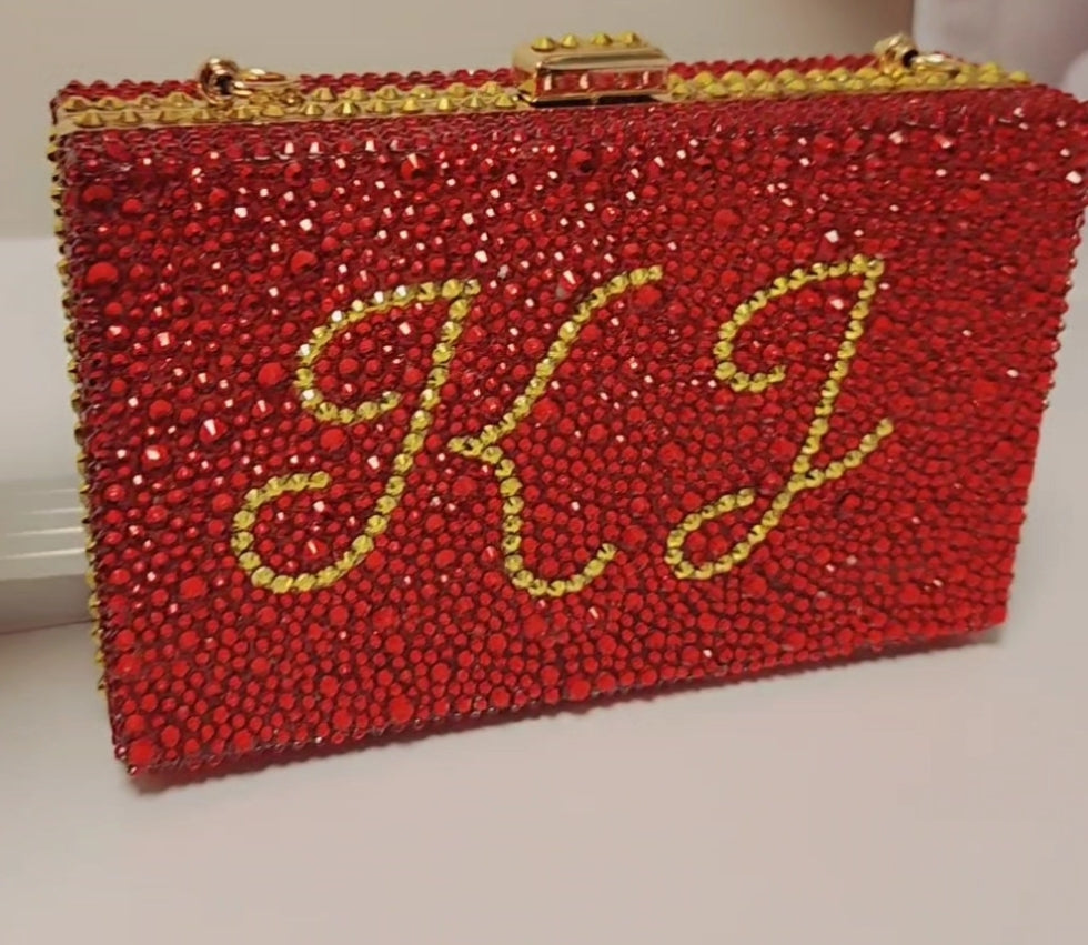 The Luxe Clutch